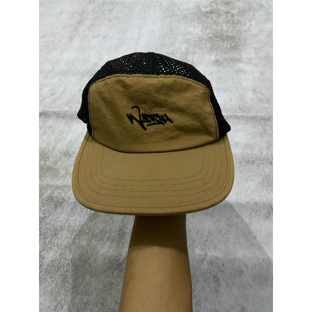 five panel cap