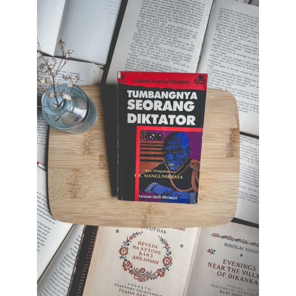 [Lawas, Langka, Preloved] Gabriel Garcia Marquez - Tumbangnya Seorang Diktator