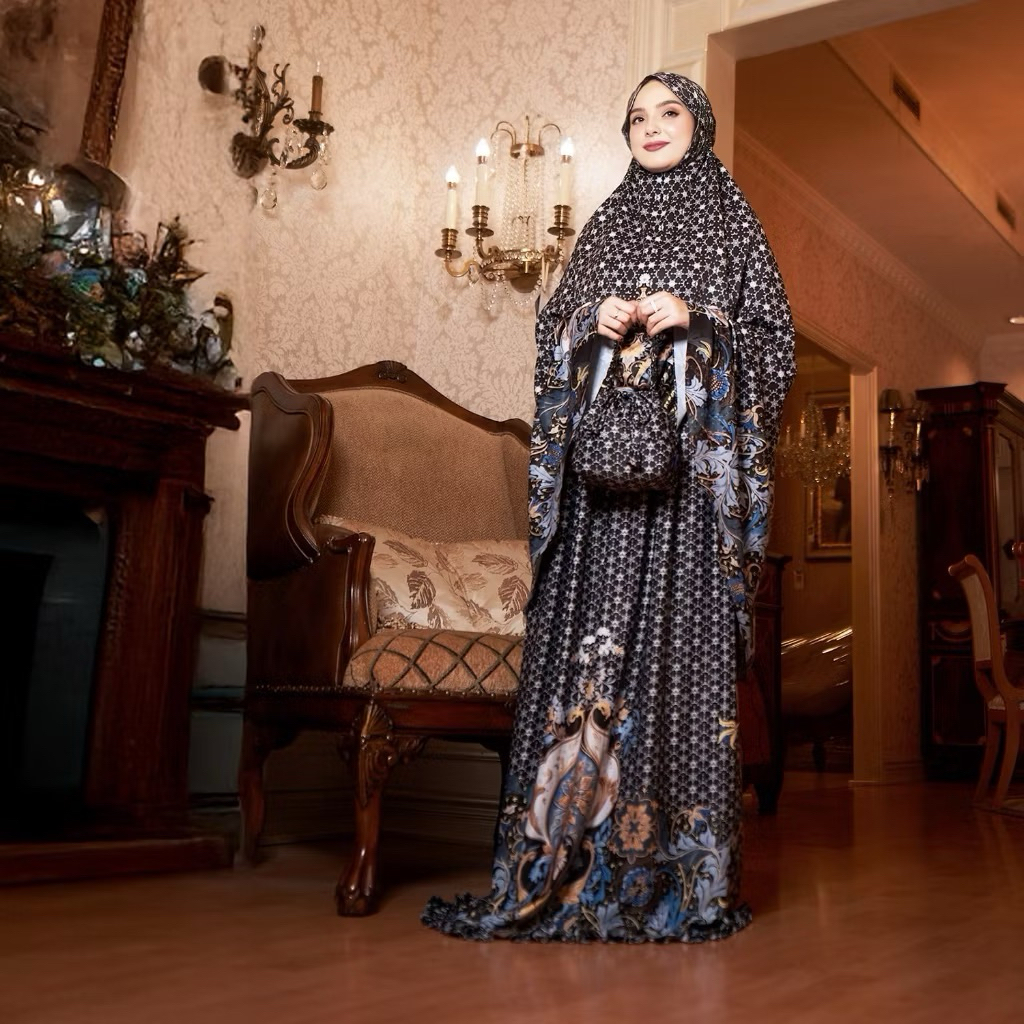 MANDJHA Bahira Prayer Set - Mukenah Atasan dan Bawahan Motif Hitam ORIGINAL By IVAN GUNAWAN
