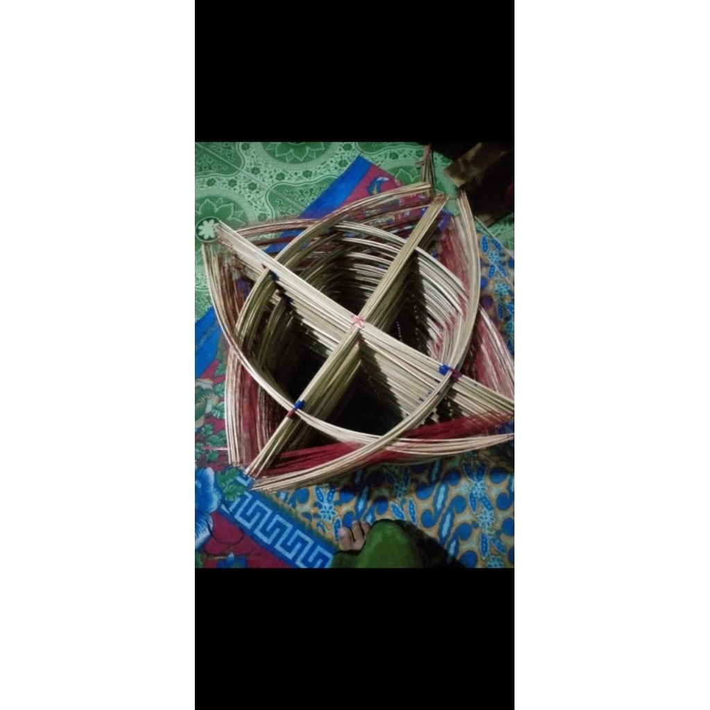 ARKU LAYANG-LAYANG SUPER PETUNG