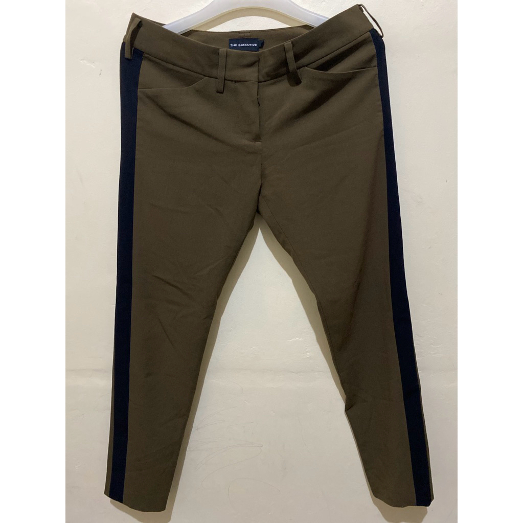 Celana Bahan The Executive