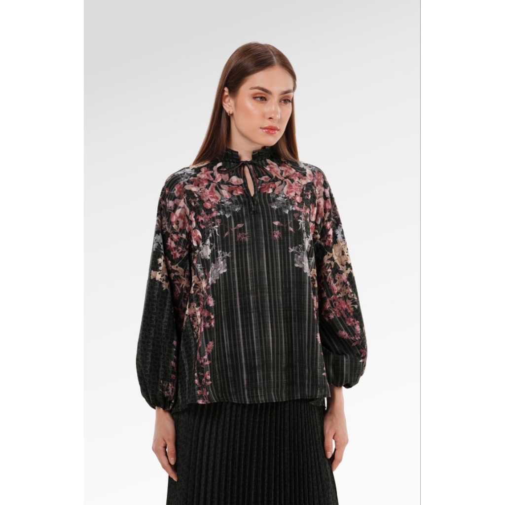 Viola Blouse Dark Viola M Benang Jarum