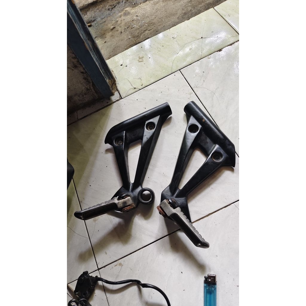 postep belakang ninja 250 karbu orijinal