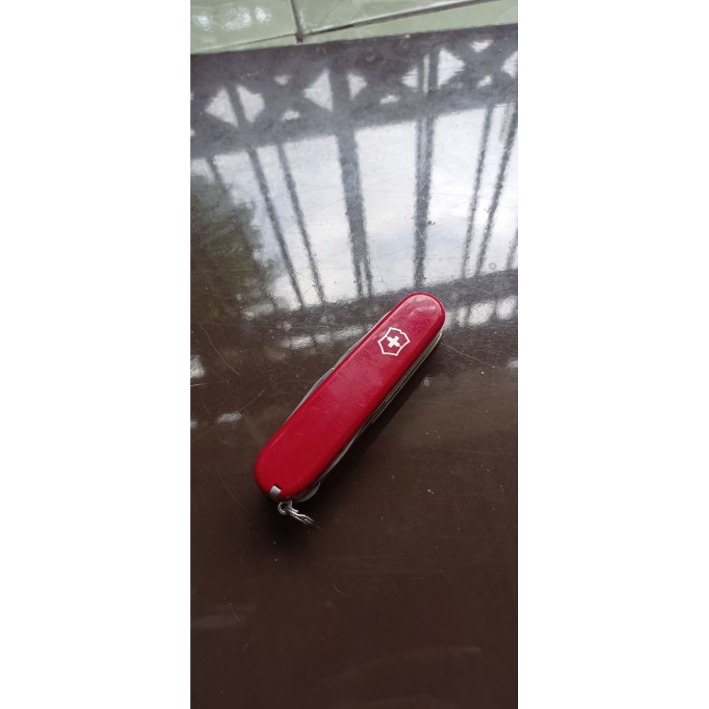 Victorinox Fieldmaster merah bekas original