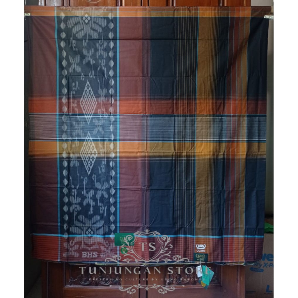 Sarung BHS Cosmo