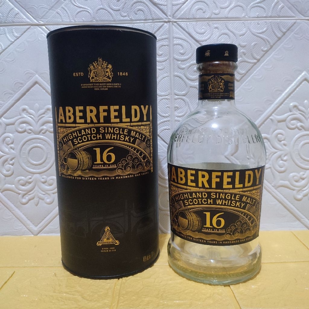 Botol kosong bekas ,Aber feldy 16