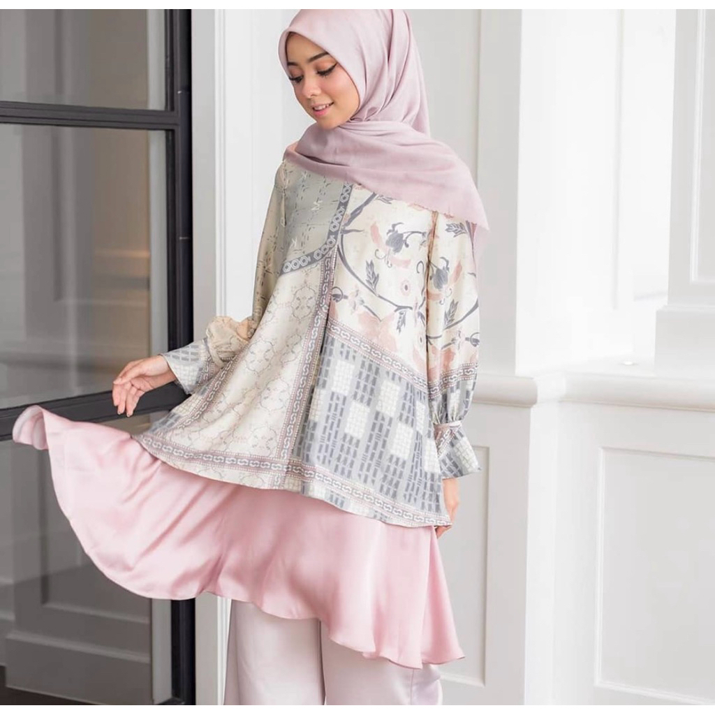 PL Asha Tunik Wearing Klamby size S Like New