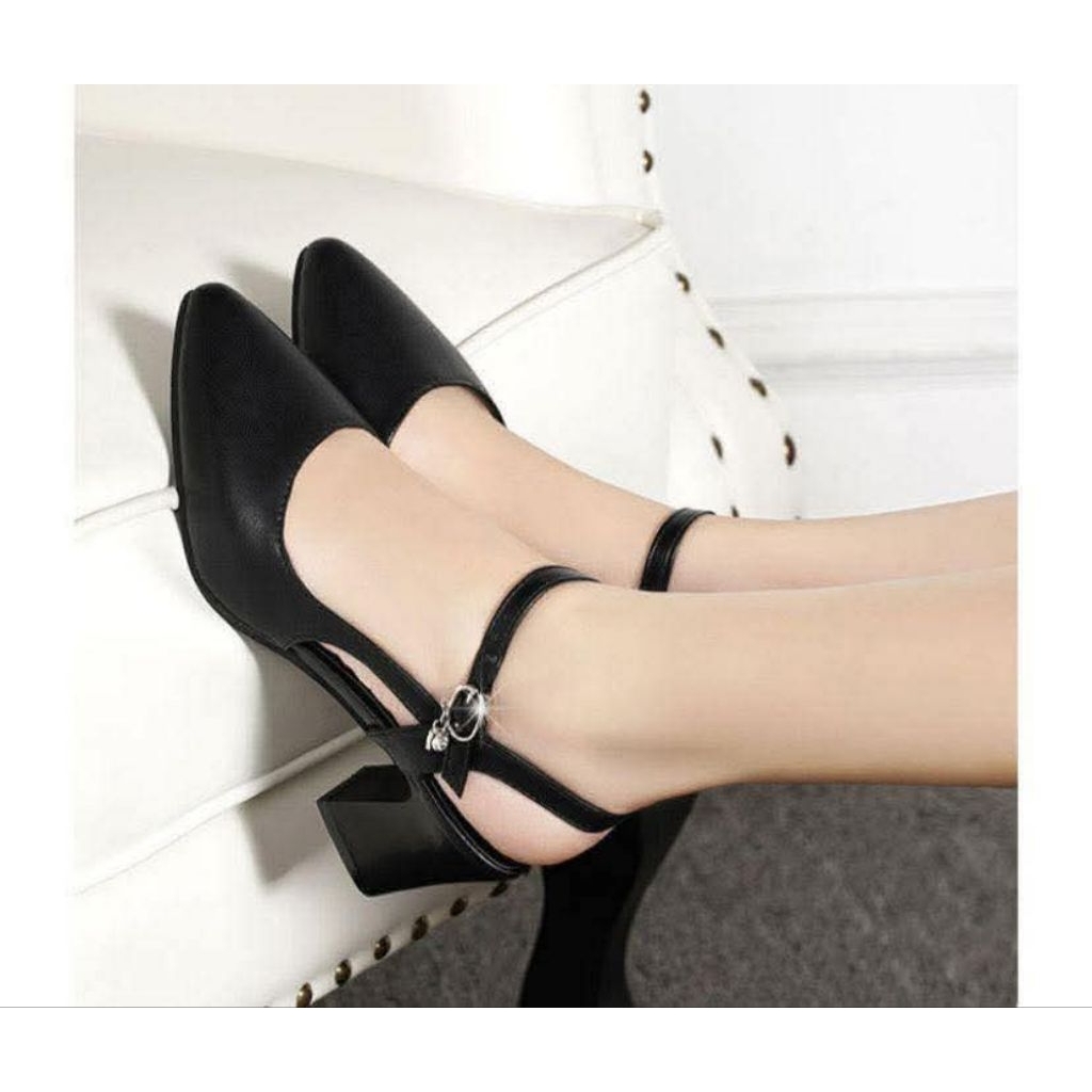 Sepatu Tali Belakang-Sepatu Pancus Tali/Sepatu Kerja Wanita