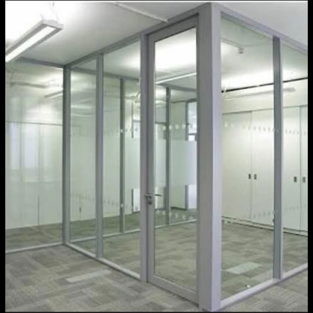 Partisi aluminium kaca