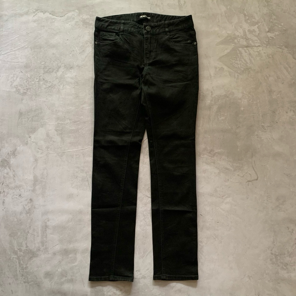 Henus Celana Panjang Pria Hitam Jeans | Kode: JW 120