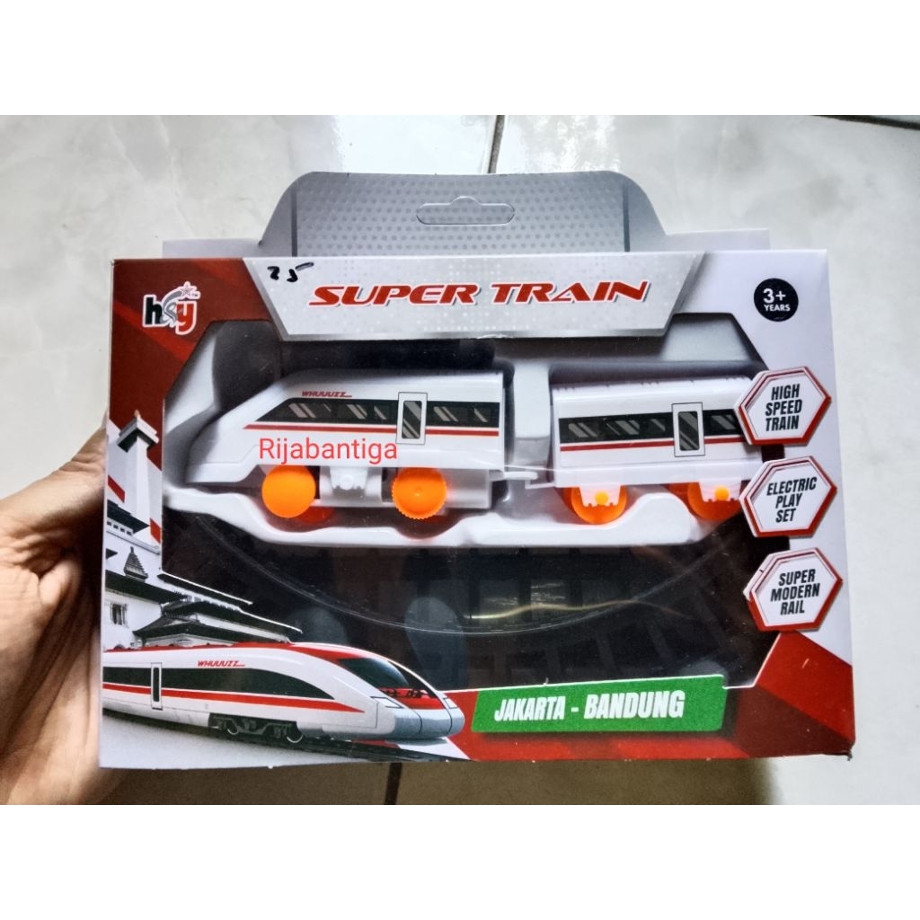 Mainan kereta api (gratis baterai)