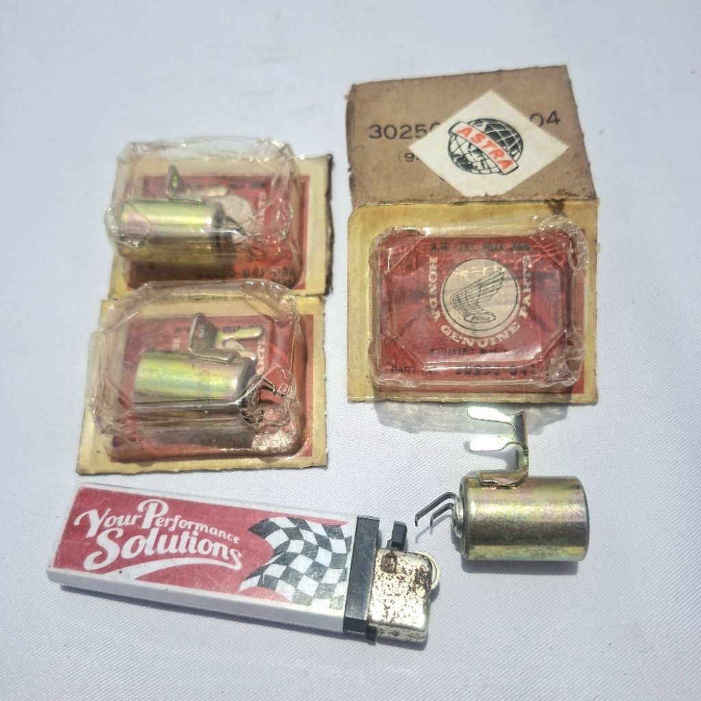 kondensor HONDA C50 C65 C70 S65 CT70 NOS Original 30250-041-004