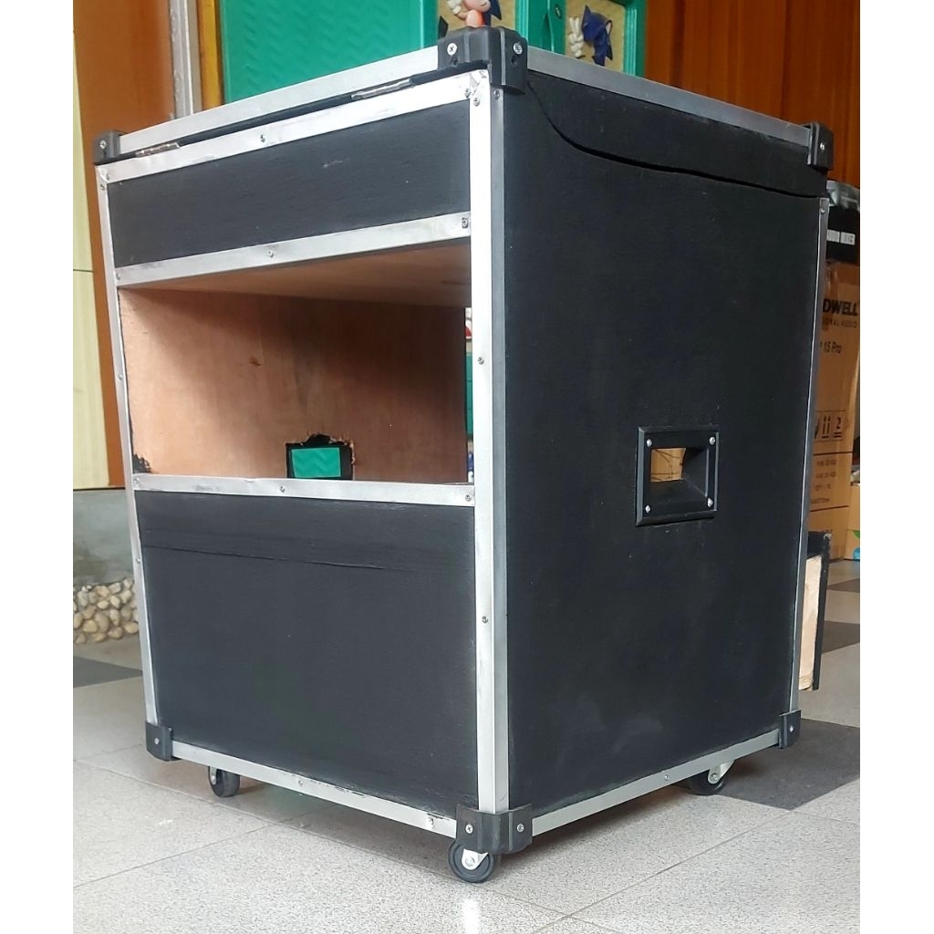 Rak Hard case tempat mixer, power atau equailzer