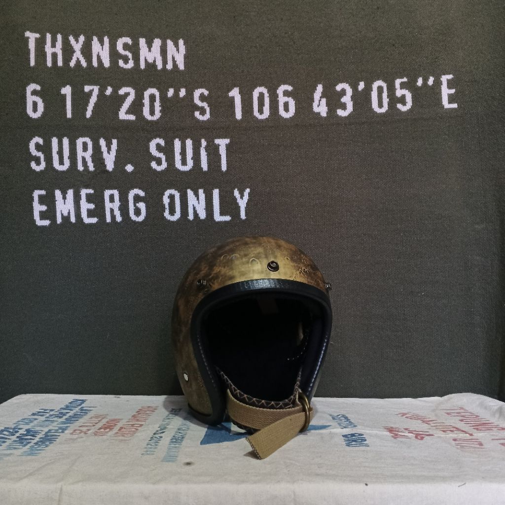 Helm Slimhead 500TX Gold