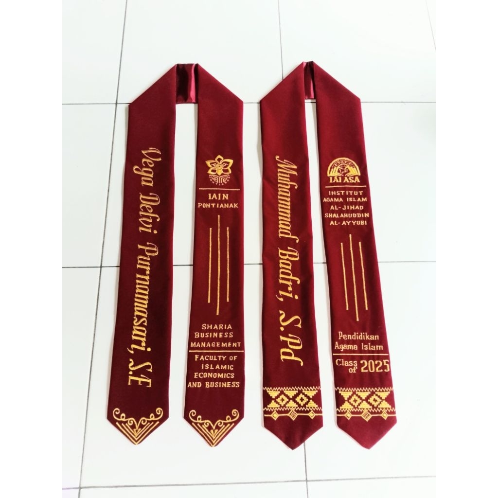 Tecnic_Capital Selempang Wisuda Hias Custom Bordir Maroon