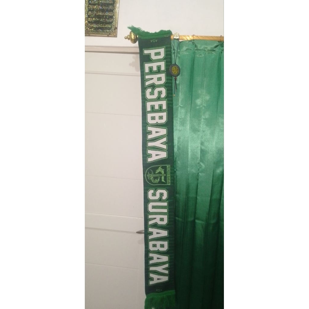 Syal original Persebaya Store