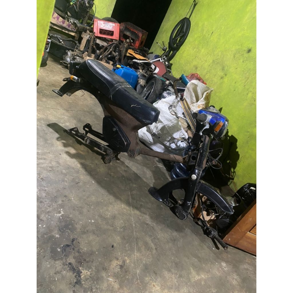 Bodi Body Set Sandangan Rangka Kerangka dan Baju Honda Astrea 700 800 Asdap Star Original Bekas Copo