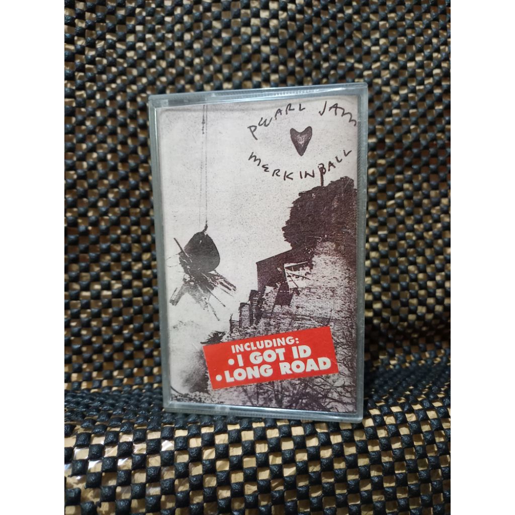 KASET PITA PEARL JAM / MERKIN BALL