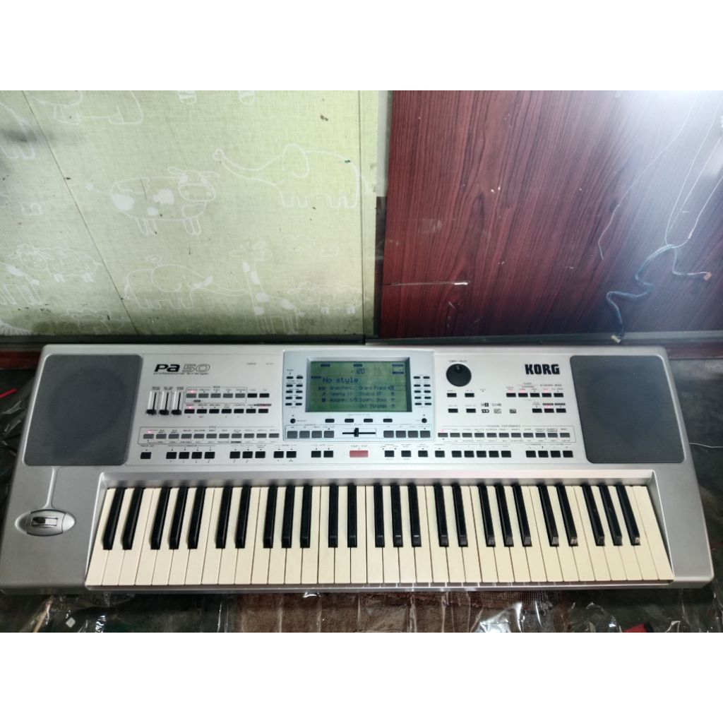 Keyboard KORG PA 50 SD Kondisi 100% Normal, Mainboard baru, SD Board Baru, PCB Power Baru, Layar Bar