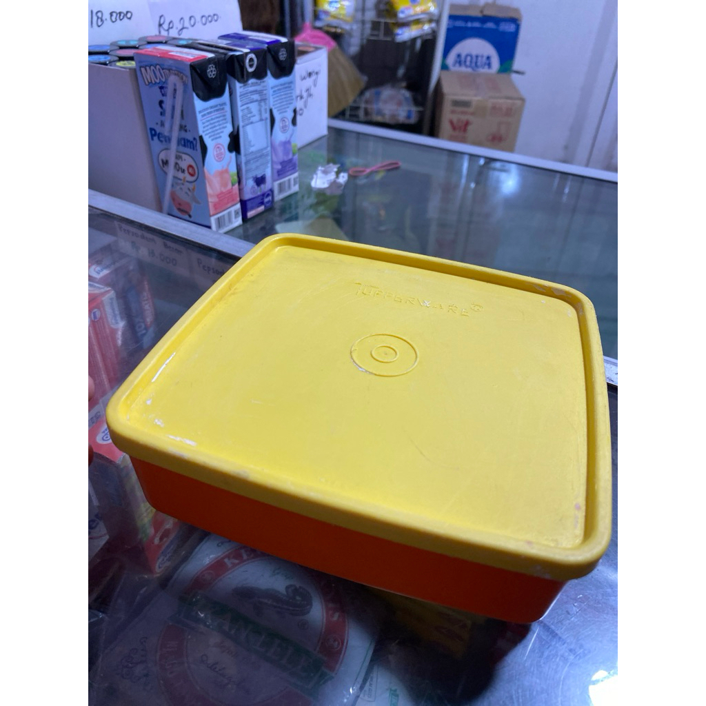 LSA TUPPERWARE kapasitas 650ml