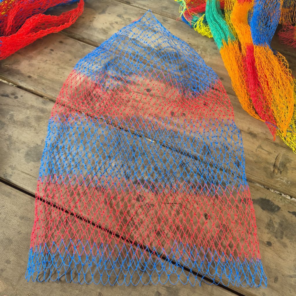 Rajut ikan/ sanggi/ daun serok/ wadah/ geronjot