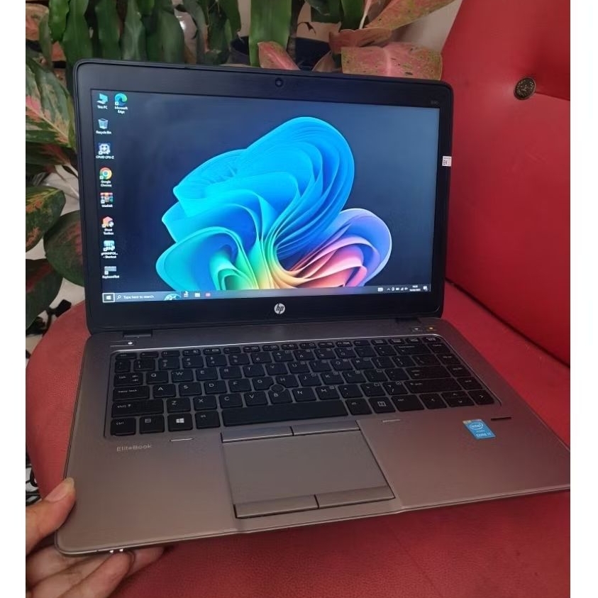 Sale Laptop Slim HP EliteBook840 core i7 gen5 Ram16gb SSD512Gb mulus bagus
