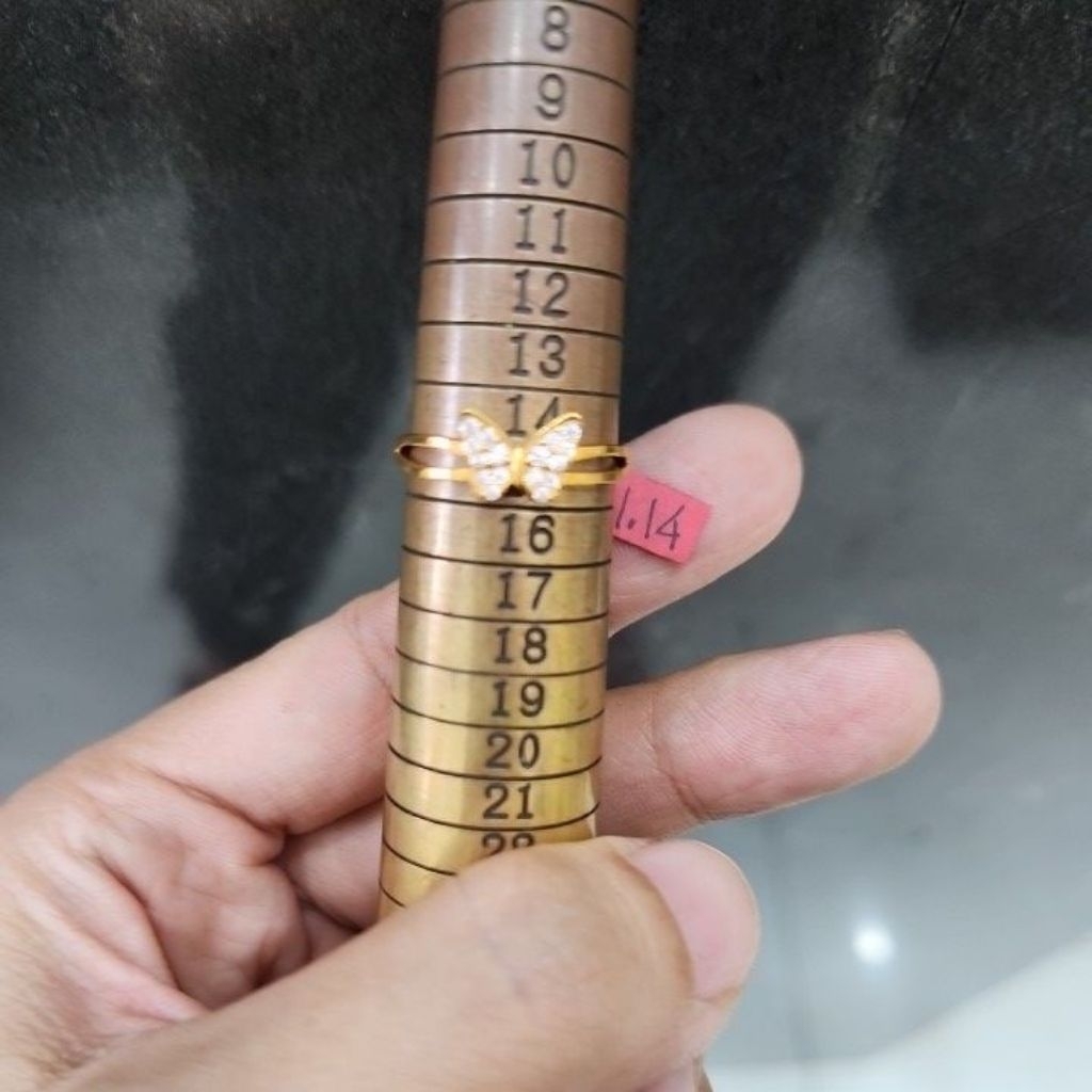 Cincin emas asli kadar 700 kupu kupu no 15
