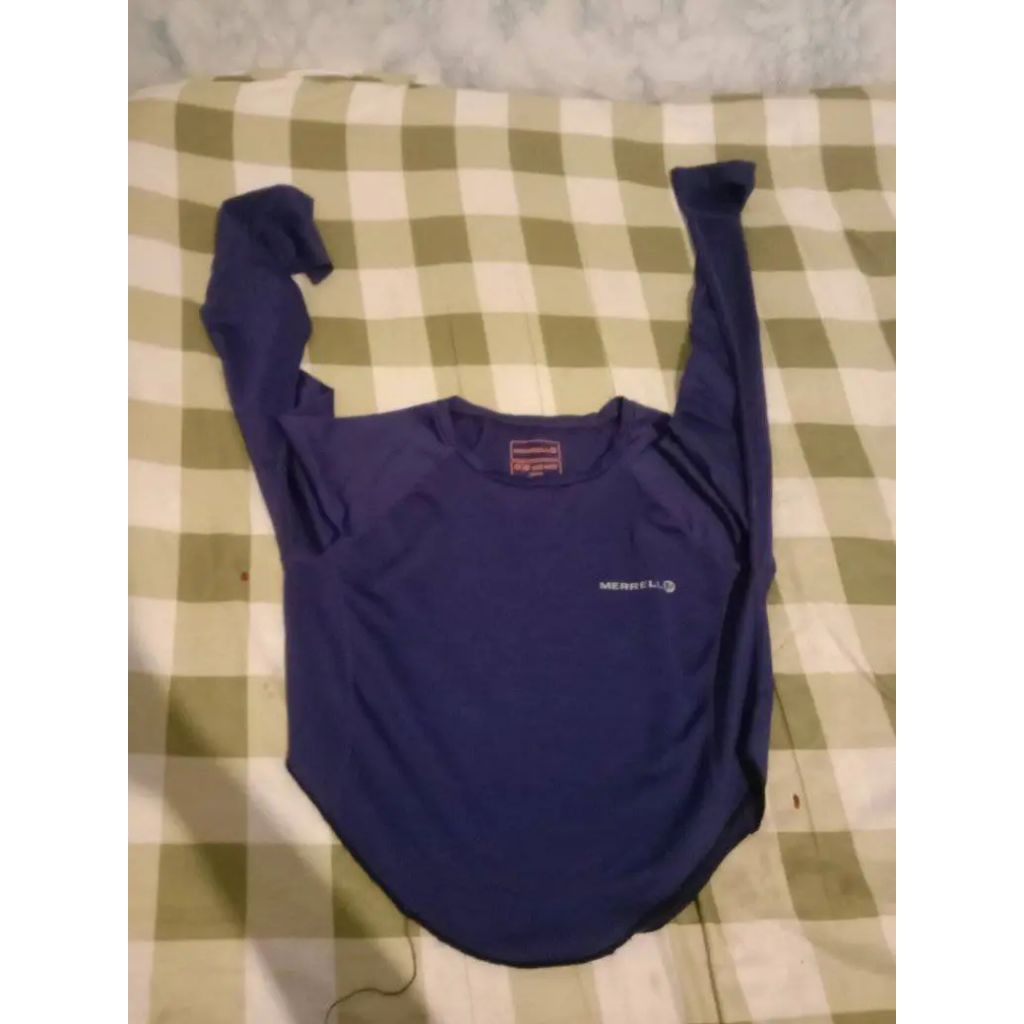 atasan wanita crop lengan panjang