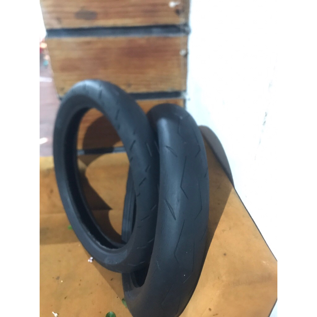 MICHELIN PILOT GP UK 100/80/17 dan PIRELLI super corsa uk 120/70/17