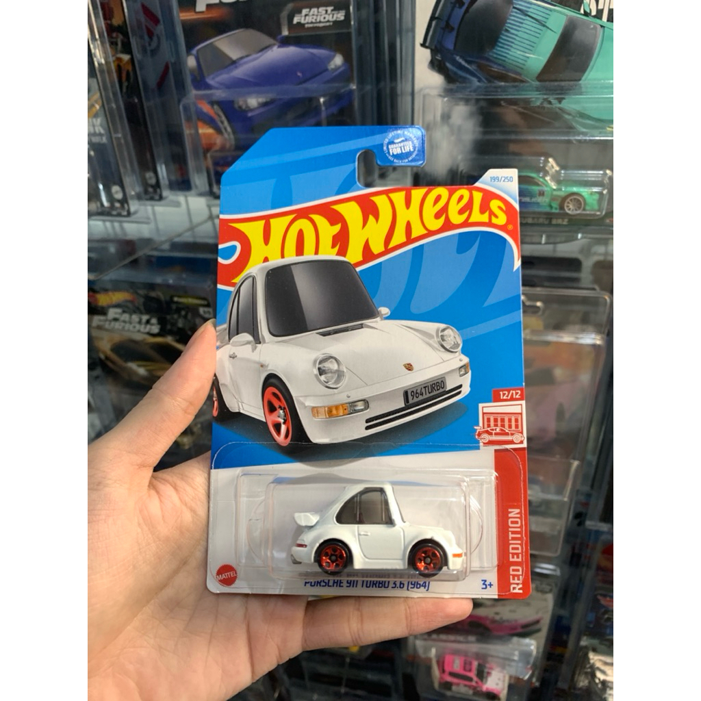 Hotwheels Porsche 911 Turbo Tooned Red Edition