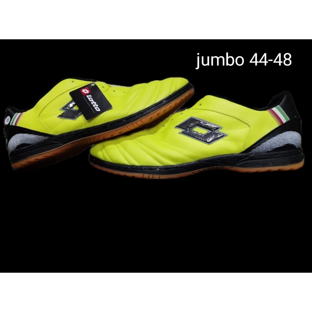 sepatu futsal jumbo size 44-48