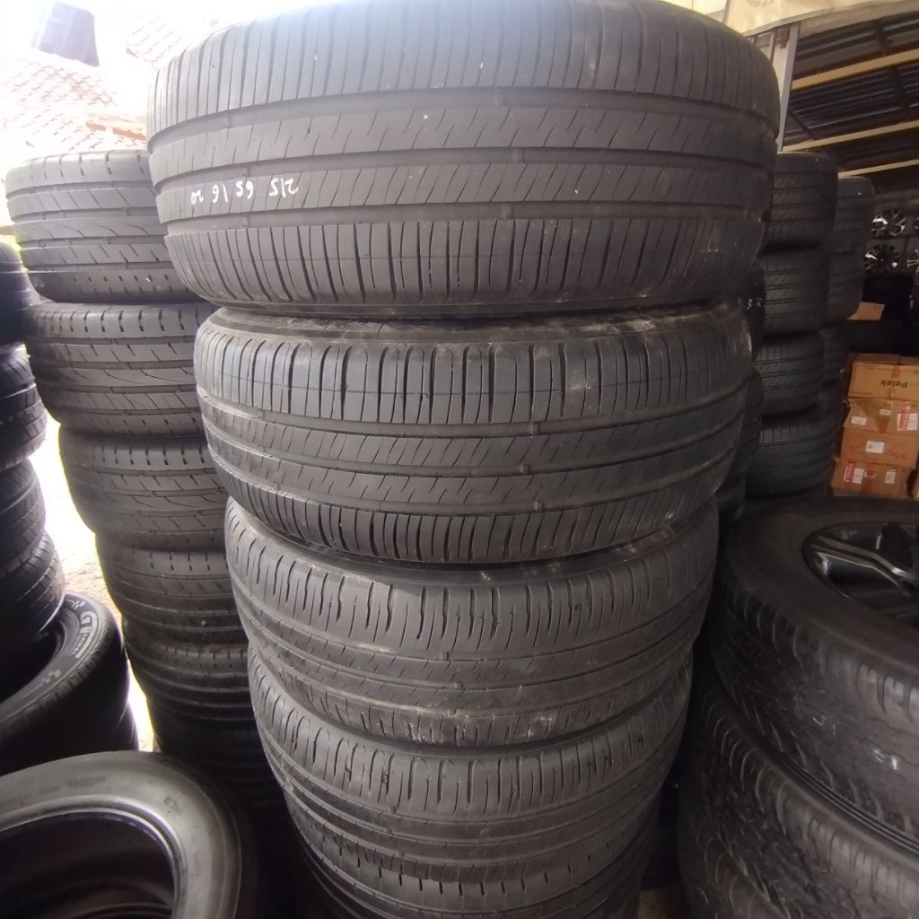 Ban rush terios 215/65 R16 michelin