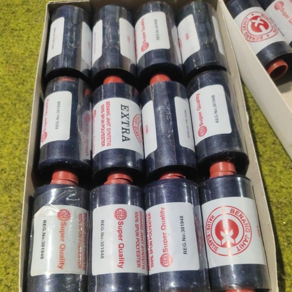 Benang jahit extra biru Navi/dongk