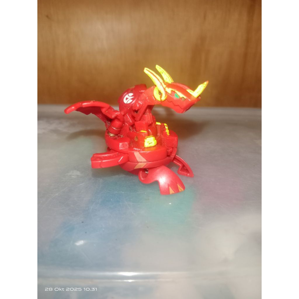 Bakugan Neo Dragonoid [Bukan Versi Yang Bisa Berputar]