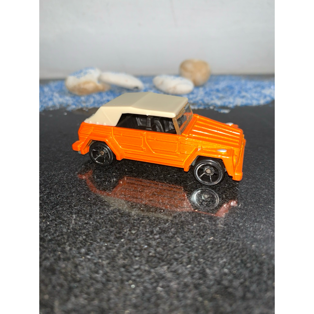 HOTWHEELS VOLKWAGEN TYPE 181