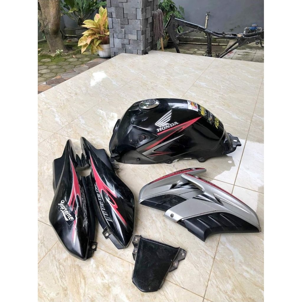 TENGKI SET BODY TIGER REVO ORI 2012 LED REPAINT BARU