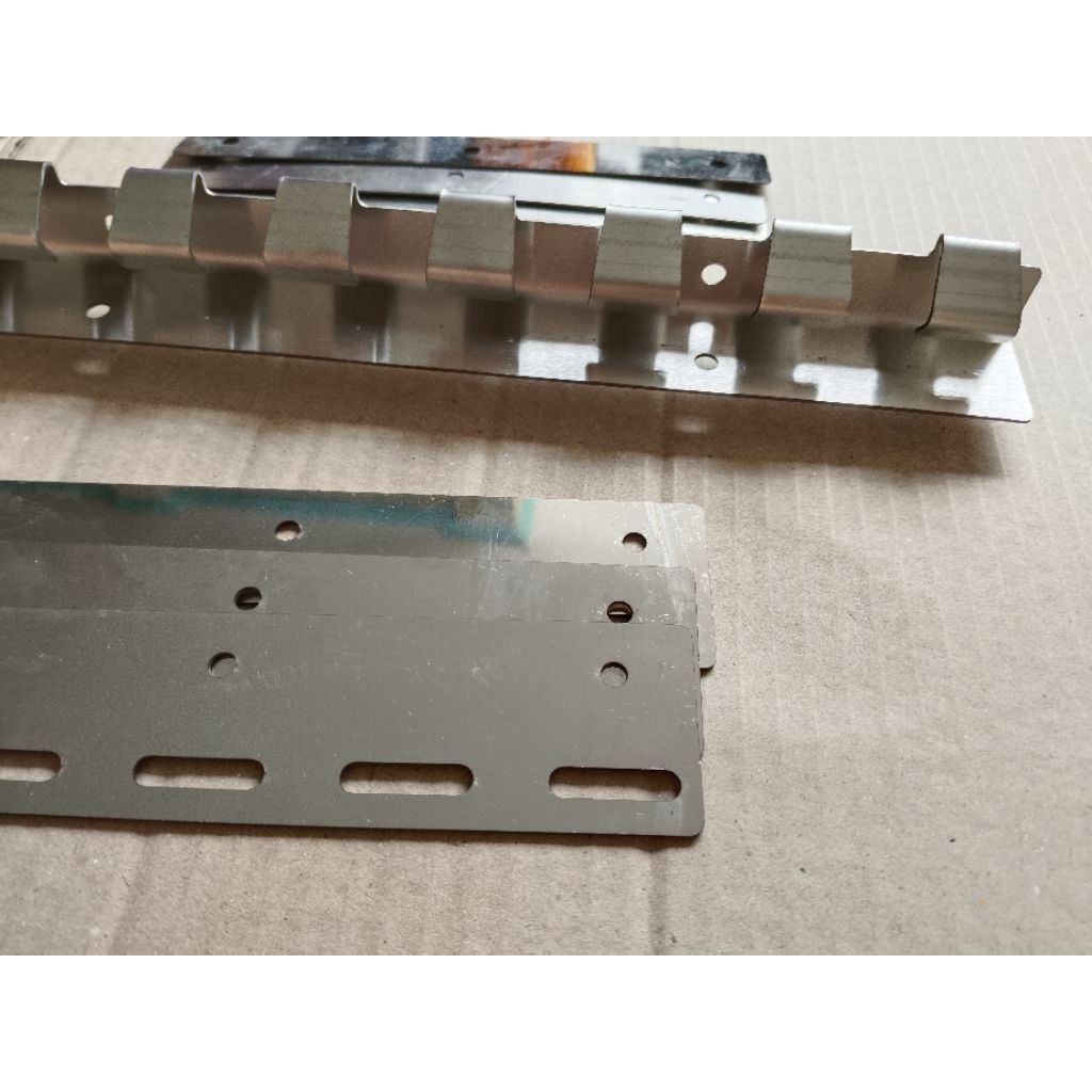 Hanger Bracket Tirai Pvc Stainless (Tebal)