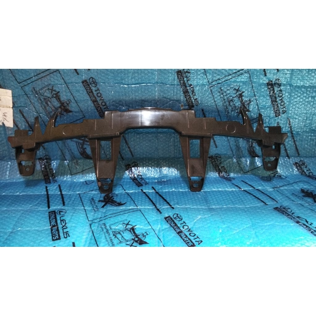 BREKET GRIL INNOVA REBORN FACELIFT