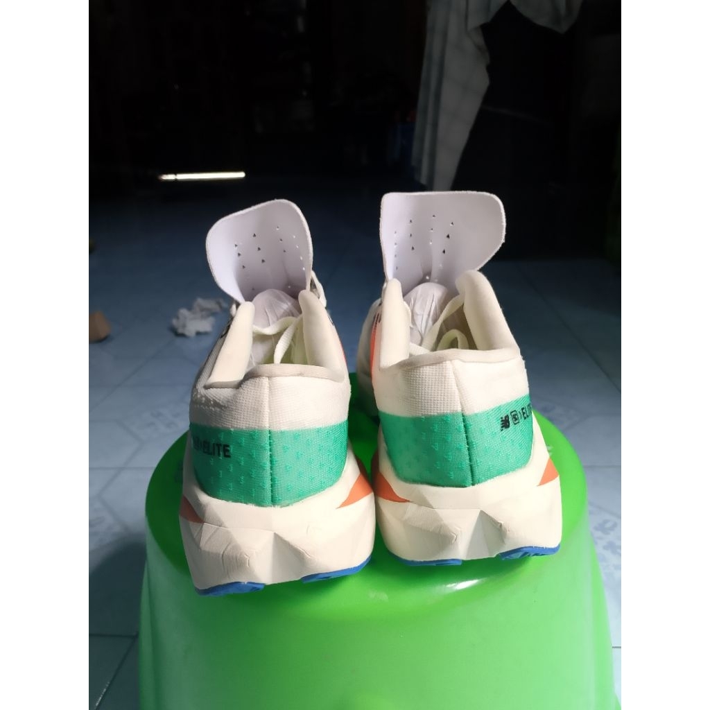 sepatu New balance NB size 42 by vietnam