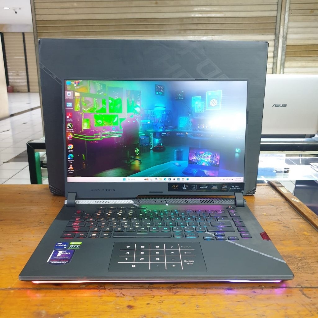 Asus ROG Strix G533ZW Core i9-12900H Ram 32GB Nvidia RTX 3070 Ti 15 inch QHD Like new