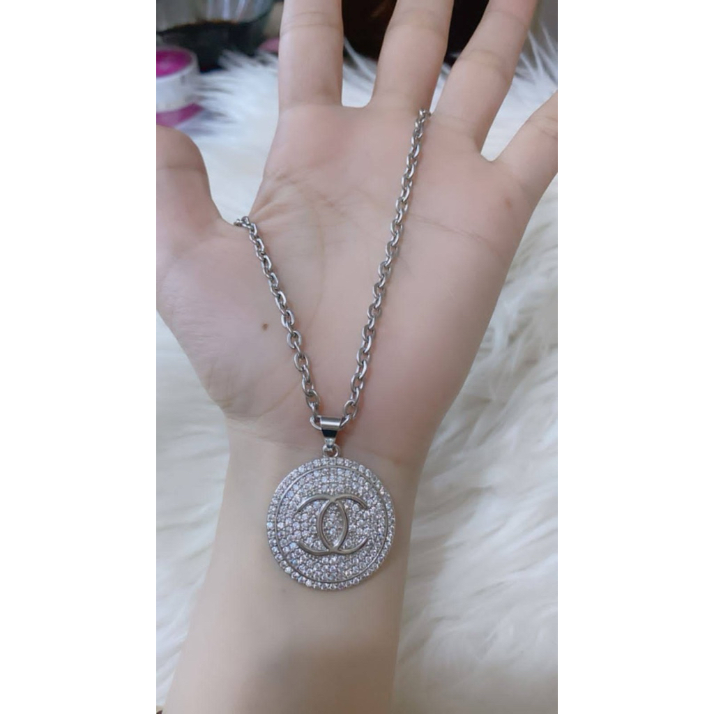 kalung panjang wanita titanium