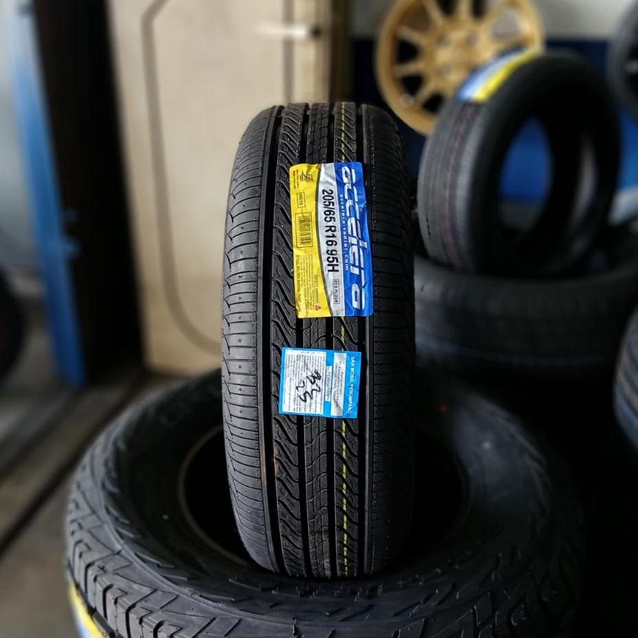 ban mobil tubles standar innova 205 65 R16 accelera eco plush