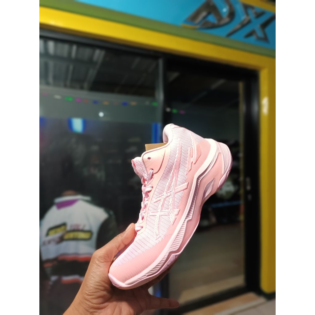 Sepatu voli asic netbhrner ff