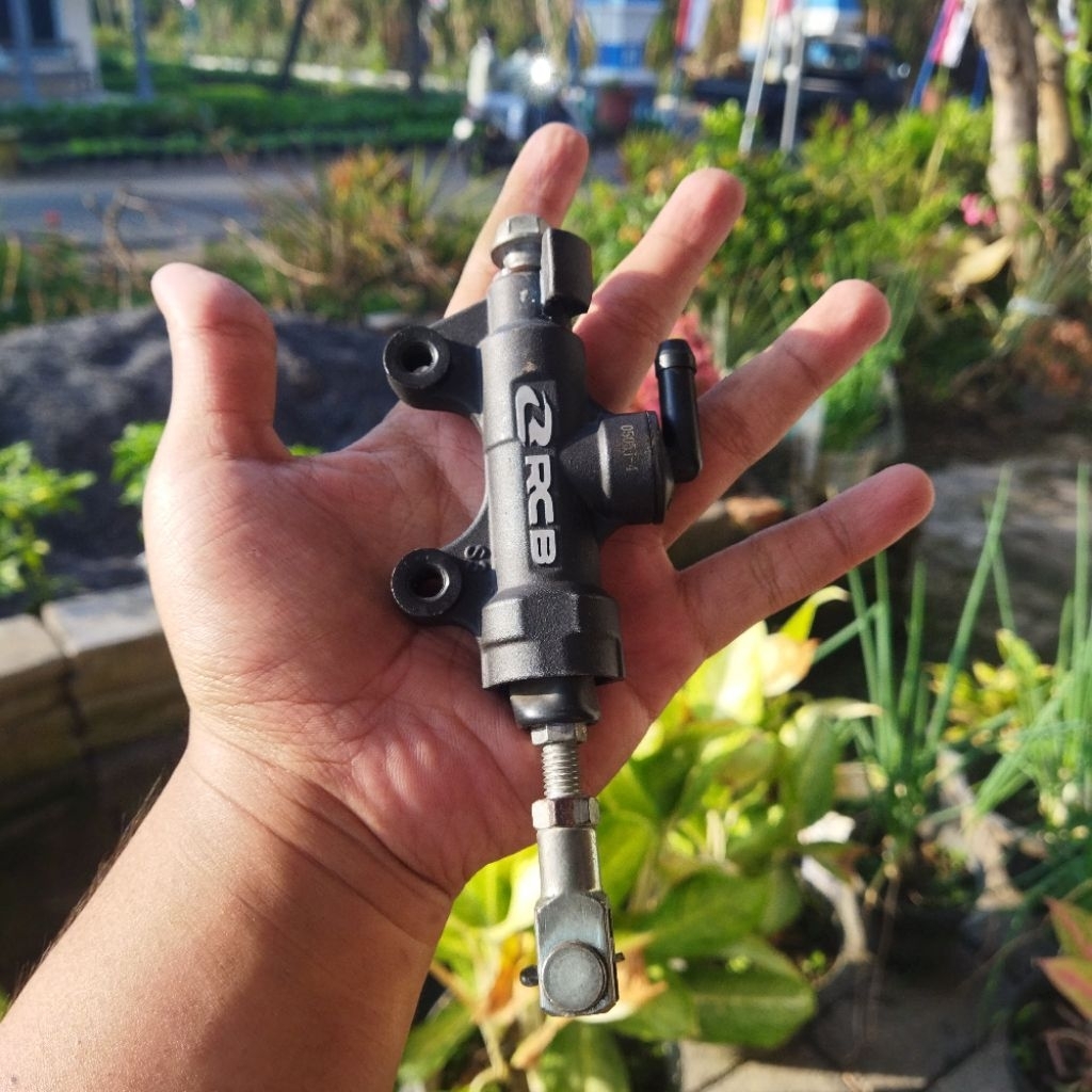 Master Rem Belakang RCB Original Second