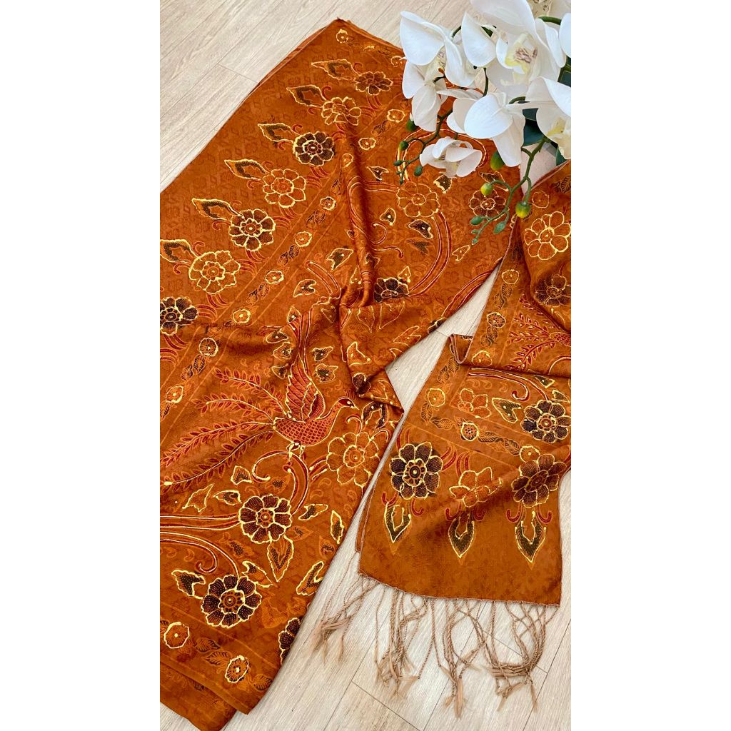 Batik Sutra ATBM With Prada