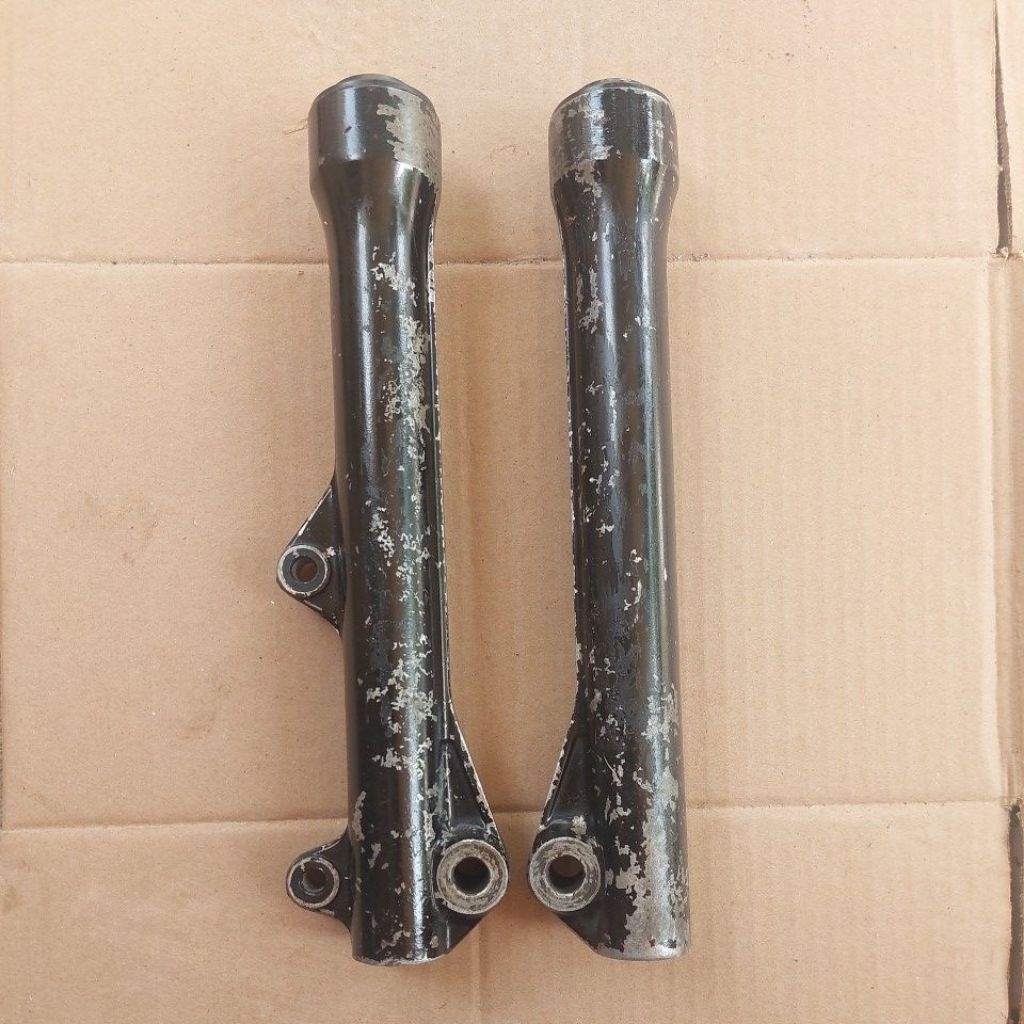 Battom Shock Depan Sok Depan Set Kanan Kiri Honda Revo Absolute Revo 110 Original Berkualitas