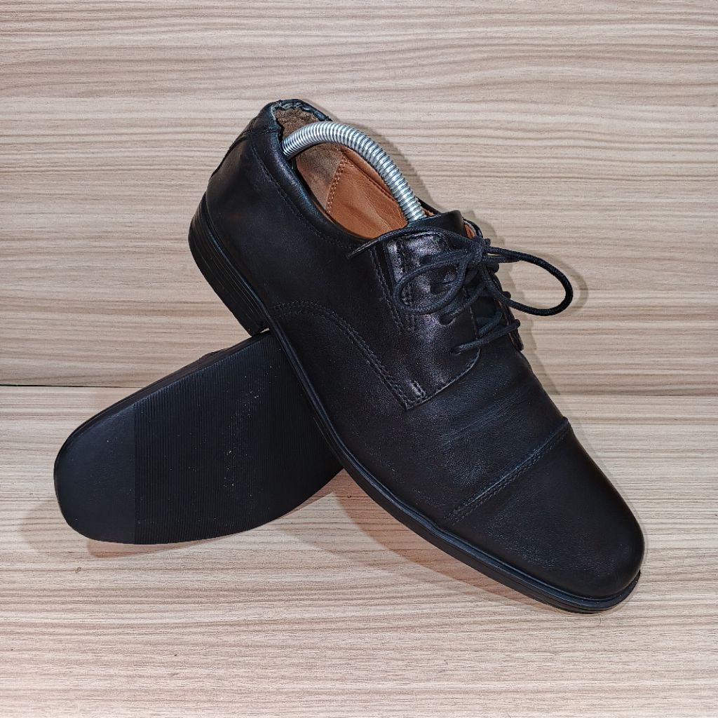 Second CLARKS Sepatu Formal Kantor Kulit | Size 41 - 26cm