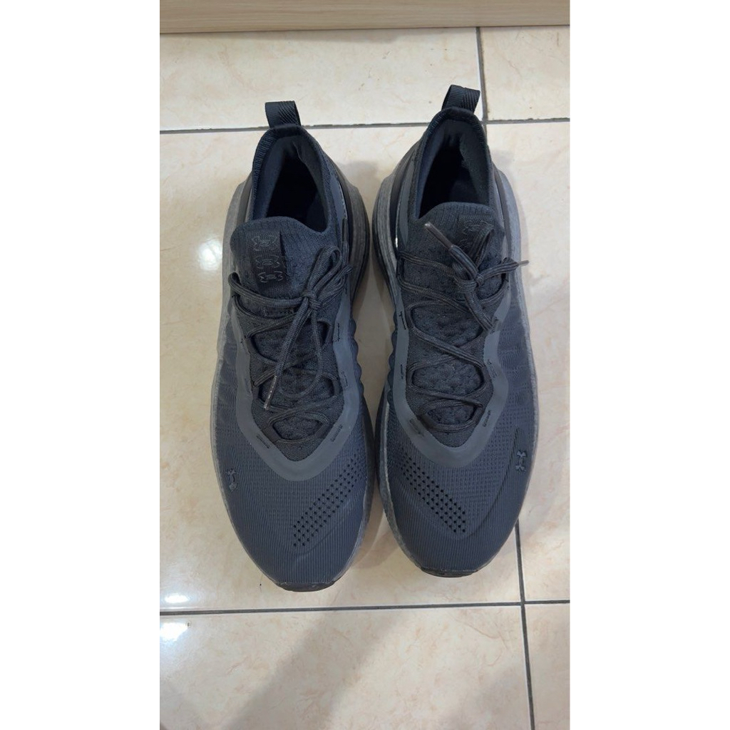 Under armour phantom 4 (preloved)