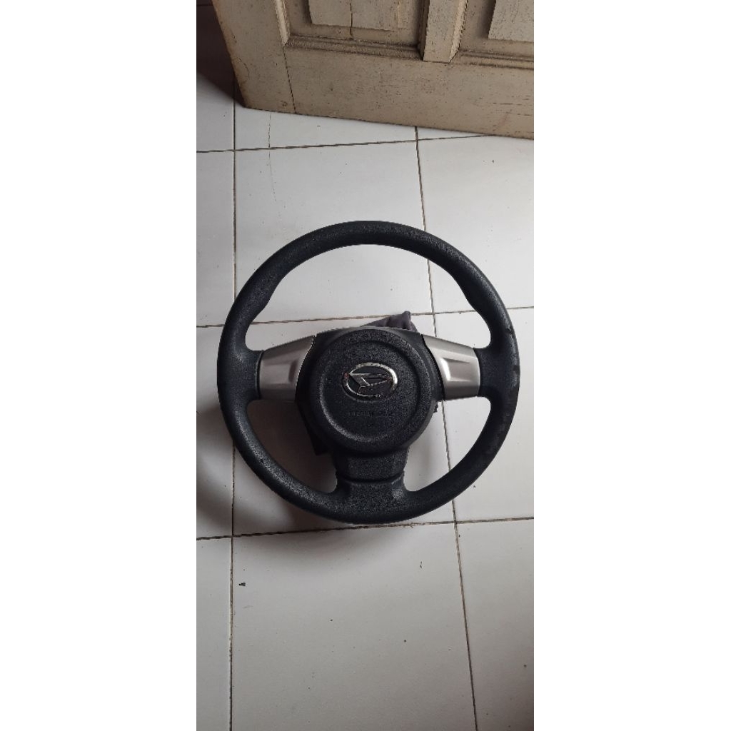 stir xenia ayla airbag bekas