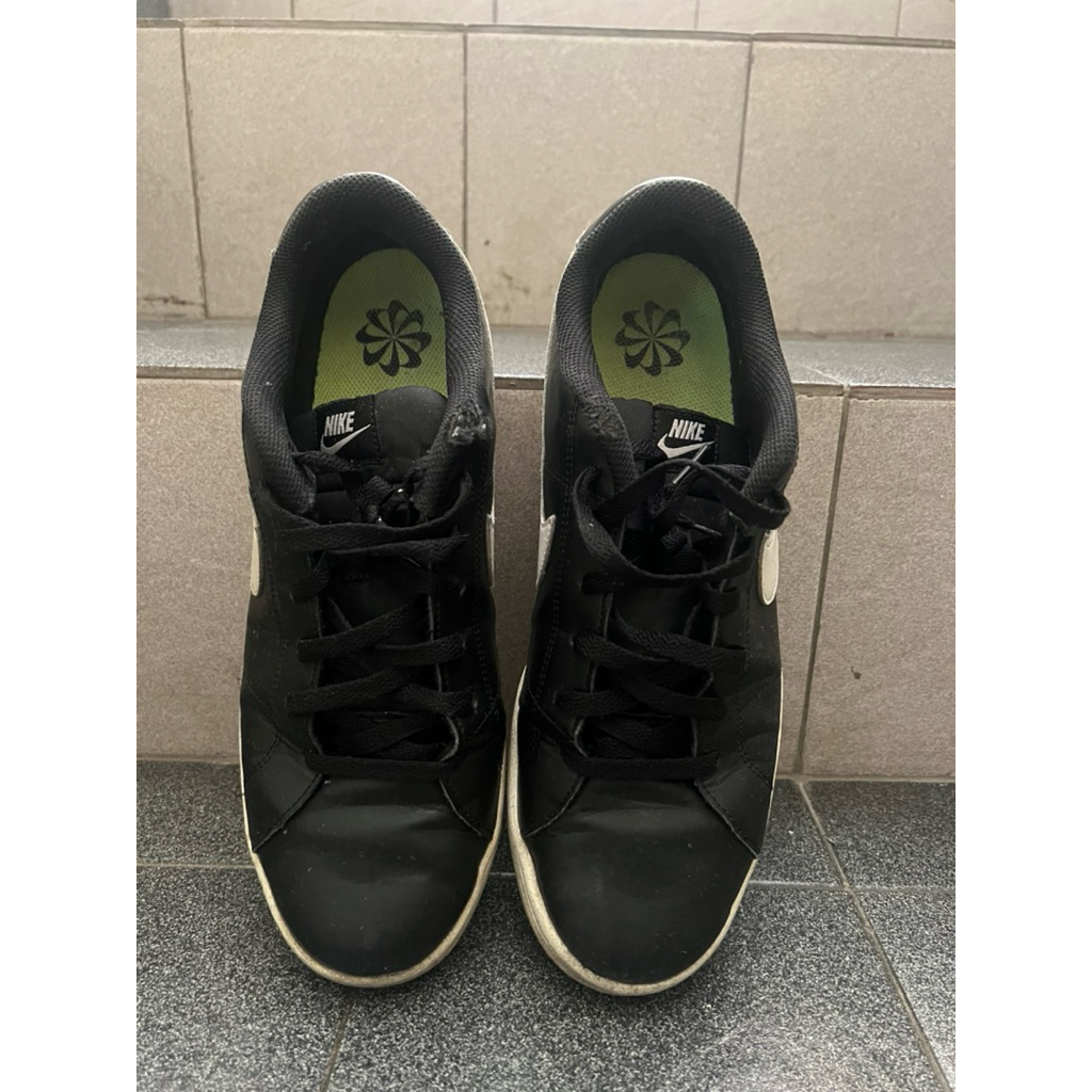 [Preloved] NIKE Men Court Royale 2 Next Nature
